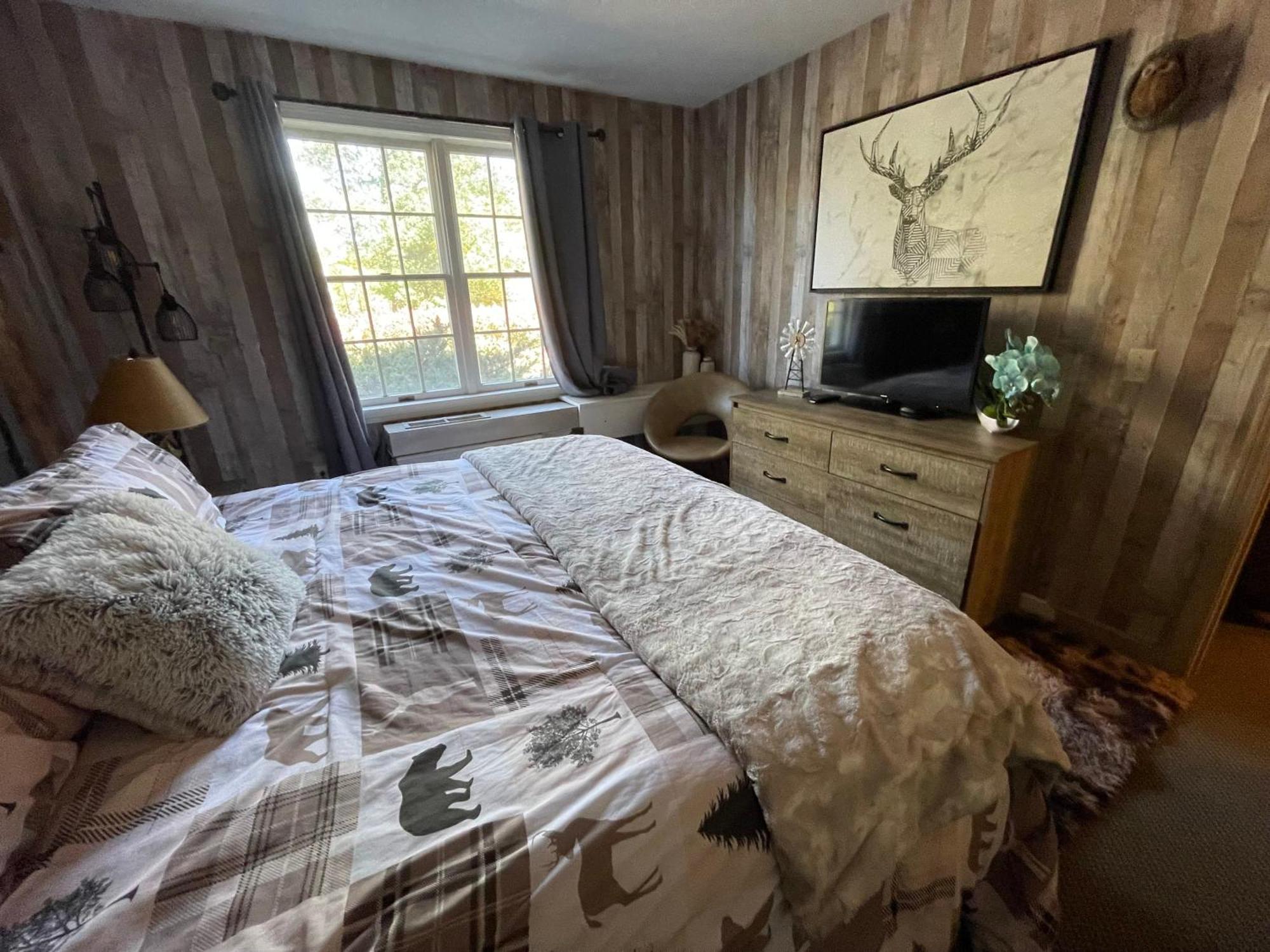 Gorgeous 1St Fl Mtn View Jiminy Suite Sleeps 4 Ski On Off Hancock Bagian luar foto